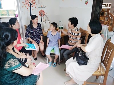 青秀區(qū)教育局領(lǐng)導(dǎo)深入長堽小學(xué)開展“三進(jìn)三訪”一線大走訪活動 搭建家校溝通橋梁 助力學(xué)生健康成長